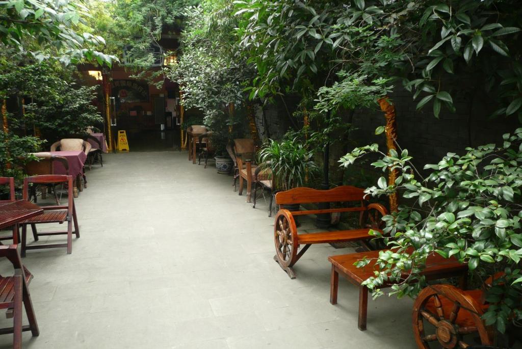 Starway Flower Hotel Чънду Екстериор снимка