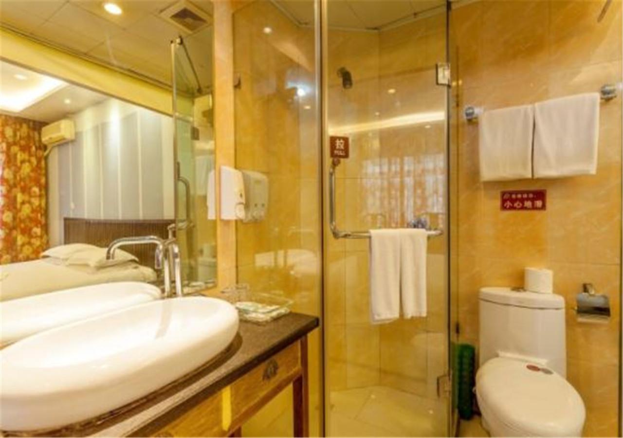 Starway Flower Hotel Чънду Екстериор снимка